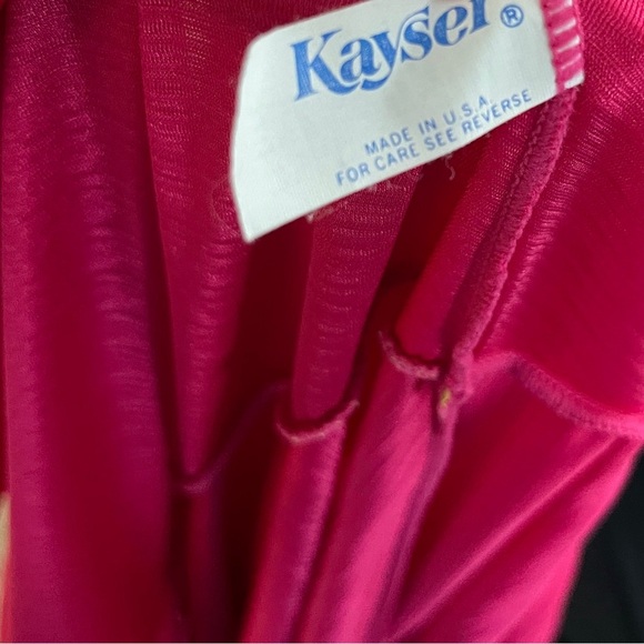 Kayser Pink Vintage 70s 80s Bishop Sleeve Wrap Gown Loungewear Sleepwear - Picture 2 of 9